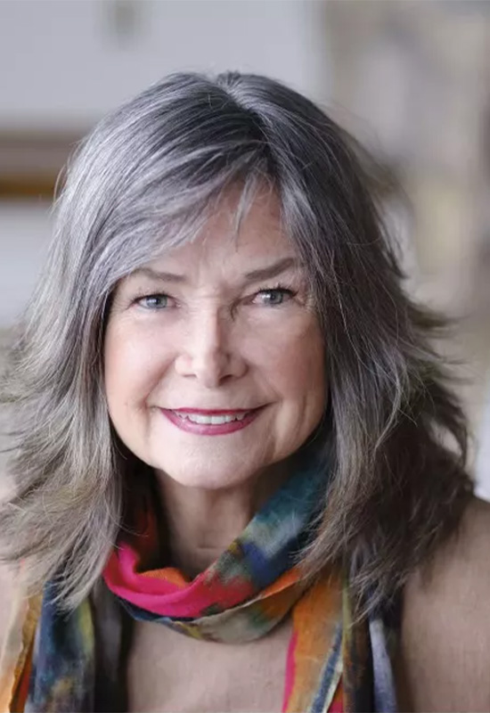 Tác giả Delia Owens