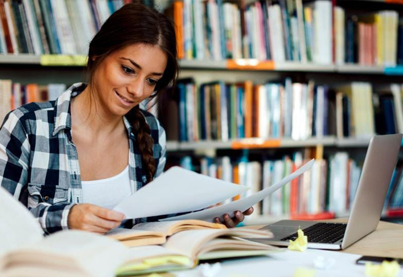 Các Loại Sách Hay Bạn Nên Đọc